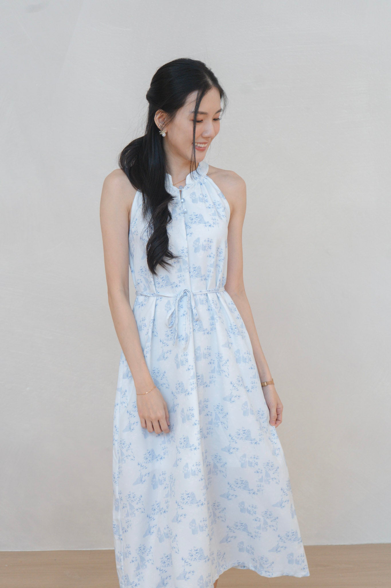 Gentle Harmony Ladies Halter Neck Midi Dress