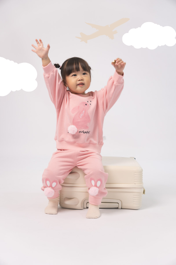 Traveller Sweater Share Cuteness Bunny Sunshine Set