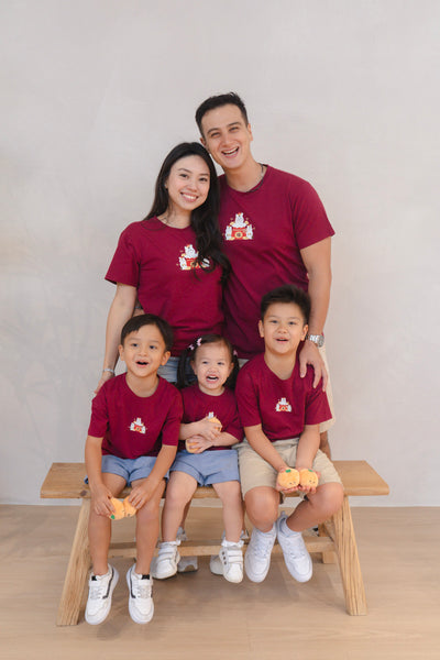 Horse of Abundance Adult Relaxed Tee (Unisex)