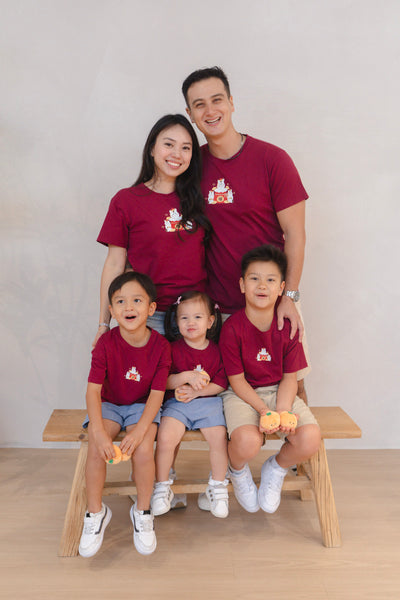 Horse of Abundance Adult Relaxed Tee (Unisex)