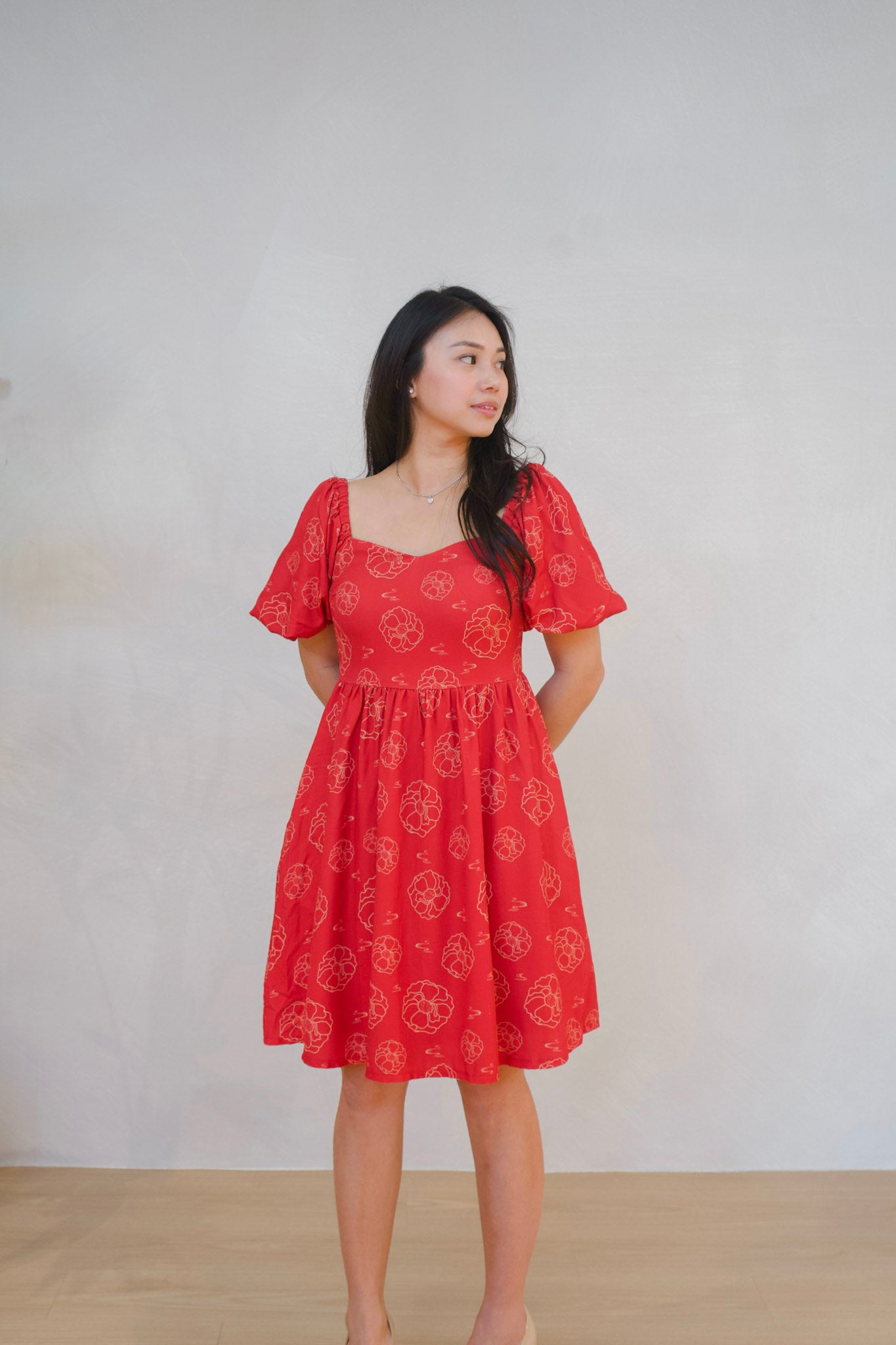 Galloping Peony Ladies Puff Sleeves Dress