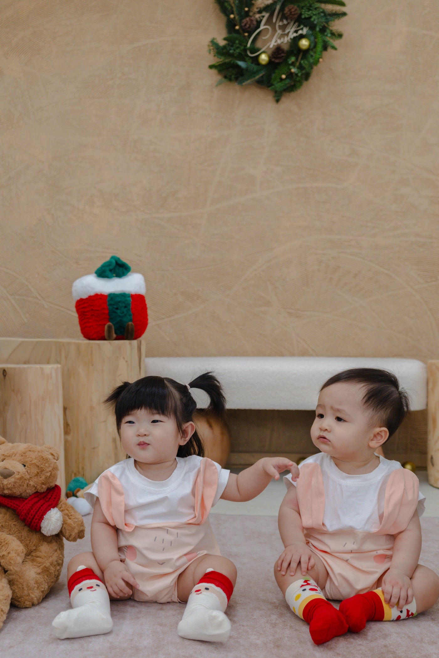 Christmas Baby Deluxe Gift Set - Bunny with Personalised Blanket