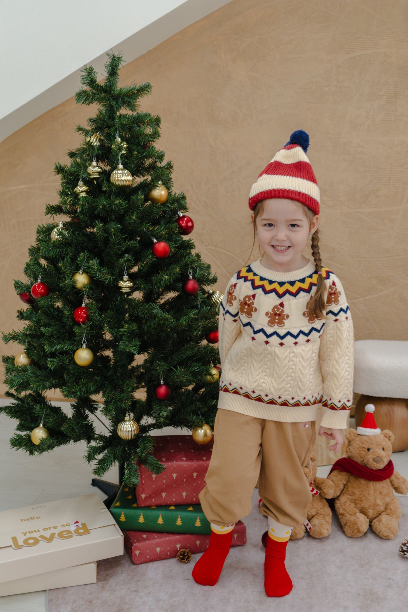 Christmas in the Woods Gingerbread Man Knit Sweatshirt Cream