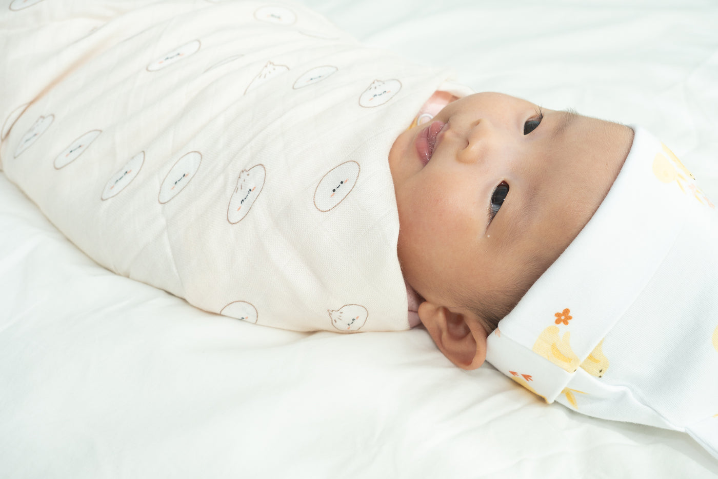 Soft Organic Swaddle (4 Designs)